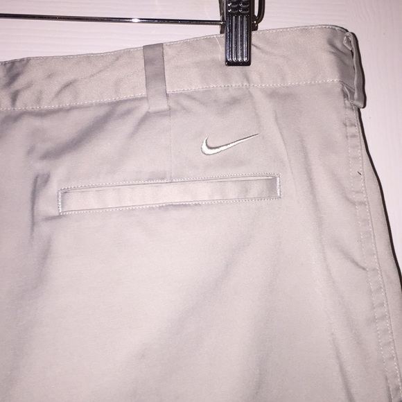 Nike Golf Mens Dri Fit Flat Front Khaki Shorts 38 - Picture 4 of 5